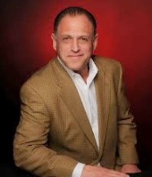 Douglas Davis