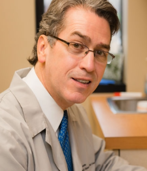 Arturo Olivera M.D., AGAF