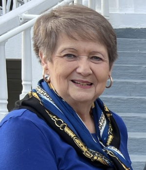 Lynn Woodard Johnson