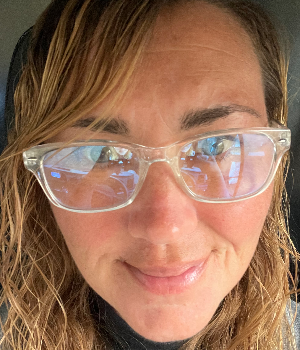Amanda L.  Finch