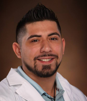 Dr. Nathan Gomez