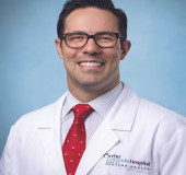 Dr. Philip York Recognized by the Global Directory of Who’s Who for Excellence in Minimally Invasive Spine Surgery