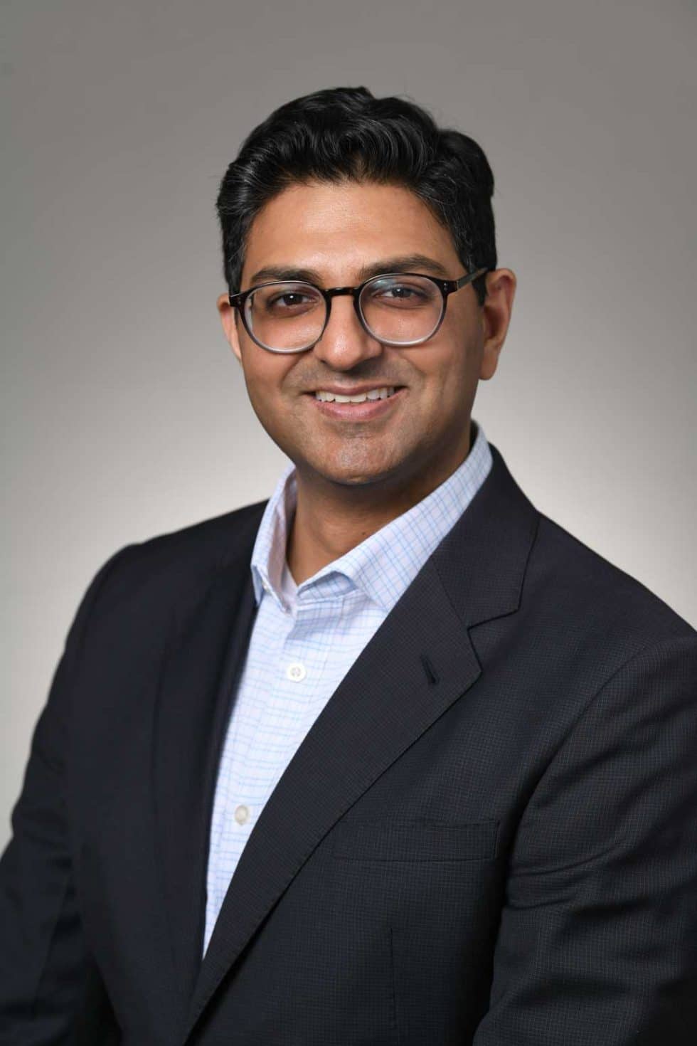 Global Directory of Who’s Who Recognizes Nomahn Humayun, DDS, for Periodontal and Dental Implant Care in Princeton, New Jersey